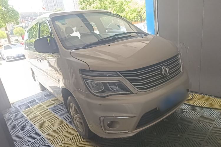 Used FORTHING Lingzhi 2018 M5L 1.6L 7-Seater Comfort Model Front Right 45 Deg