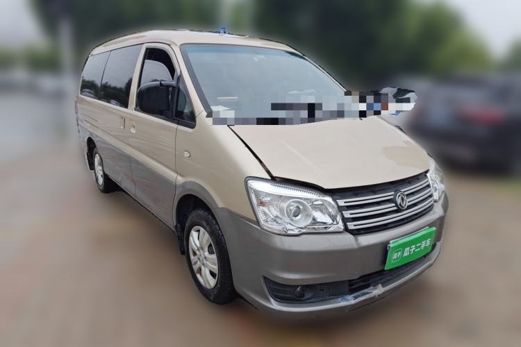 Used FORTHING Lingzhi 2018 M3L 1.6L 7-Seater Comfort Model Front Right 45 Deg