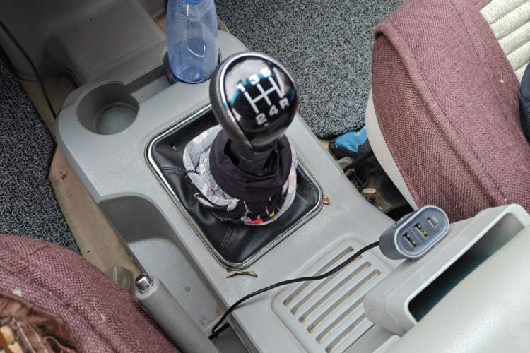 Used FORTHING Lingzhi 2018 M3L 1.6L 7-Seater Comfort Model Gear Lever