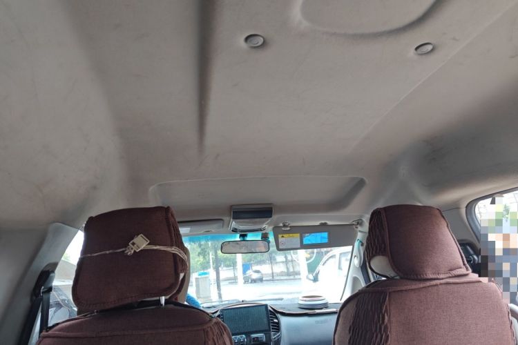 Used FORTHING Lingzhi 2018 M3L 1.6L 7-Seater Comfort Model Headliner