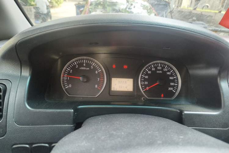 Used FORTHING Lingzhi 2018 M3L 1.6L 7-Seater Comfort Model Instrument Cluster