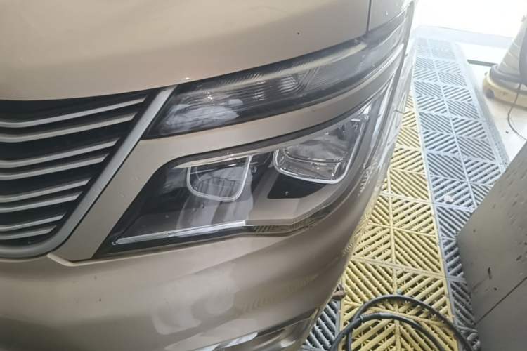 Used FORTHING Lingzhi 2018 M5L 1.6L 7-Seater Comfort Model Left Front Headlight