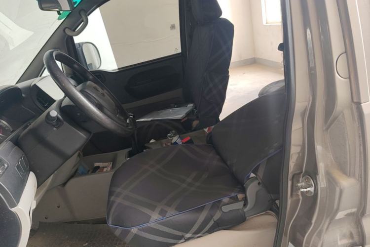 Used FORTHING Lingzhi 2018 M3 1.5L 5-Seat Base Model Left Front Seat
