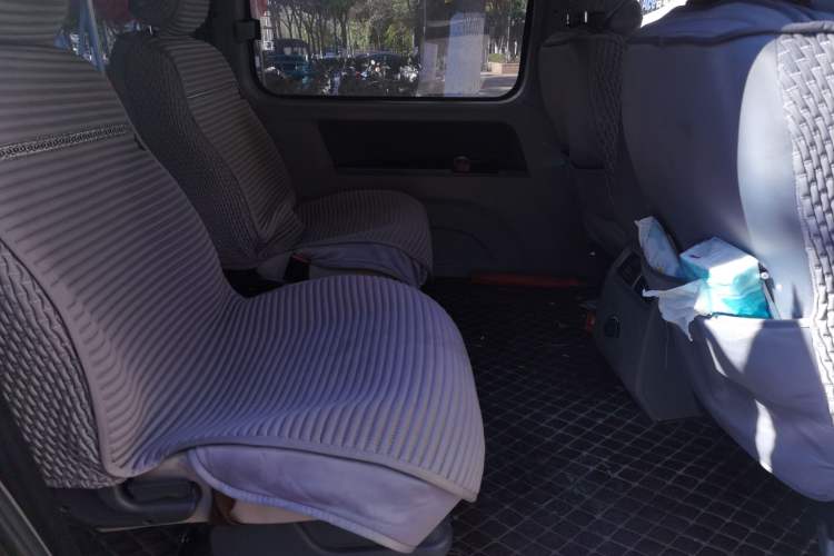 Used FORTHING Lingzhi 2018 M3L 1.6L 7-Seater Comfort Model Left Rear Seat