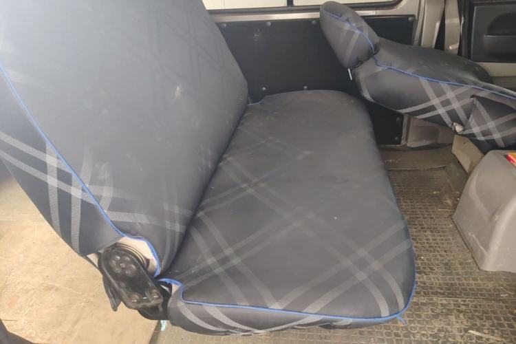 Used FORTHING Lingzhi 2018 M3 1.5L 5-Seat Base Model Left Rear Seat