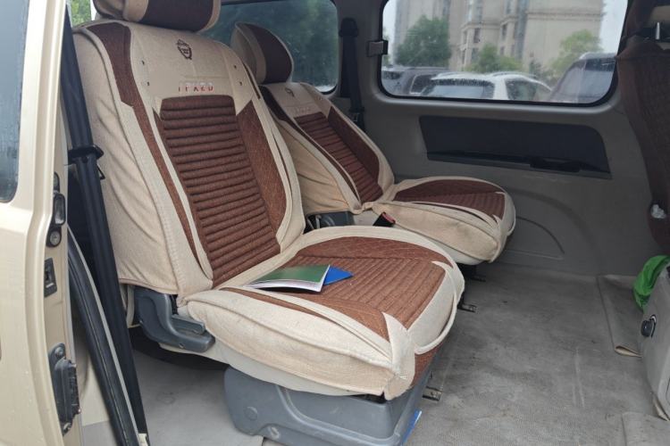 Used FORTHING Lingzhi 2018 M3L 1.6L 7-Seater Comfort Model Left Rear Seat