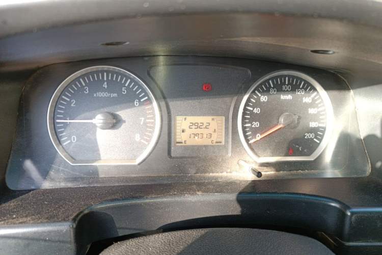 Used FORTHING Lingzhi 2018 V3L 1.6L 2-Seat Logistics Version Odometer Close Up