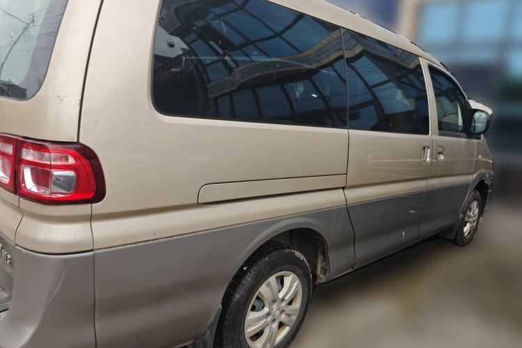Used FORTHING Lingzhi 2018 M3 1.6L 7-Seater Comfort Model Rear Right 45 Deg