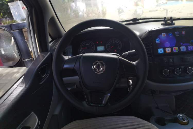 Used FORTHING Lingzhi 2018 M3L 1.6L 7-Seater Comfort Model Steering Wheel