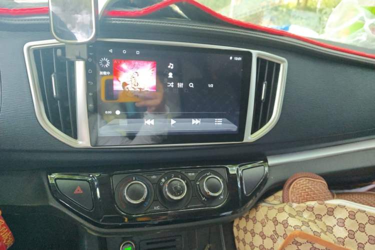 Used FORTHING Lingzhi 2019 V3 1.6L 2-Seat Standard Model China VI Audio And AC Panel