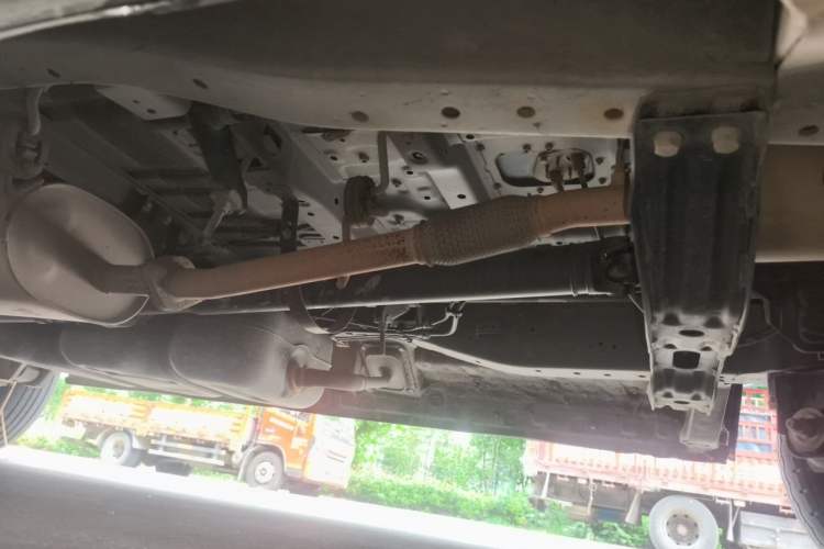 Used FORTHING Lingzhi 2019 M5L 1.6L 7-Seater Exclusive Model China VI Standard Chassis Front Right