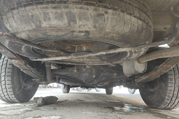 Used FORTHING Lingzhi 2019 M5L 1.6L 7-Seater Base Model China VI Standard Chassis Rear