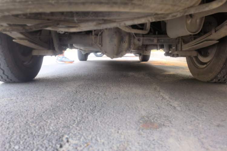 Used FORTHING Lingzhi 2019 M5 1.6L 7-Seater Base Model China VI Chassis Rear
