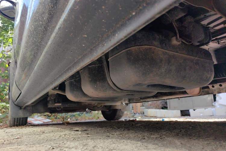 Used FORTHING Lingzhi 2019 M5L 1.6L 7-Seater Luxury Model China VI Standard Chassis Rear Left