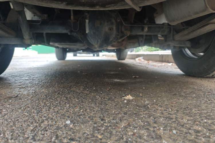 Used FORTHING Lingzhi 2019 M5 1.6L 7-Seater Base Model China VI Chassis Rear