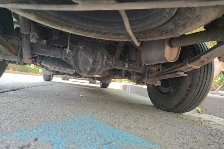 Used FORTHING Lingzhi 2019 V3 1.6L 2-Seat Standard Model China VI Chassis Rear