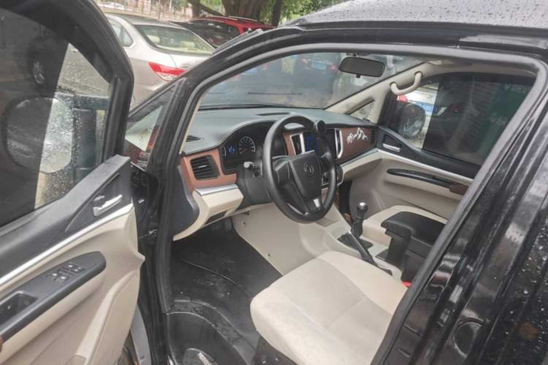 Used FORTHING Lingzhi 2019 M5L 1.6L 7-Seater Exclusive Model China VI Standard Driver Seat