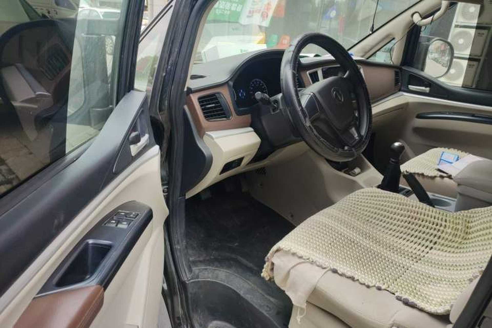 Used FORTHING Lingzhi 2019 M5L 1.6L 7-Seater Base Model China VI Standard Driver Seat