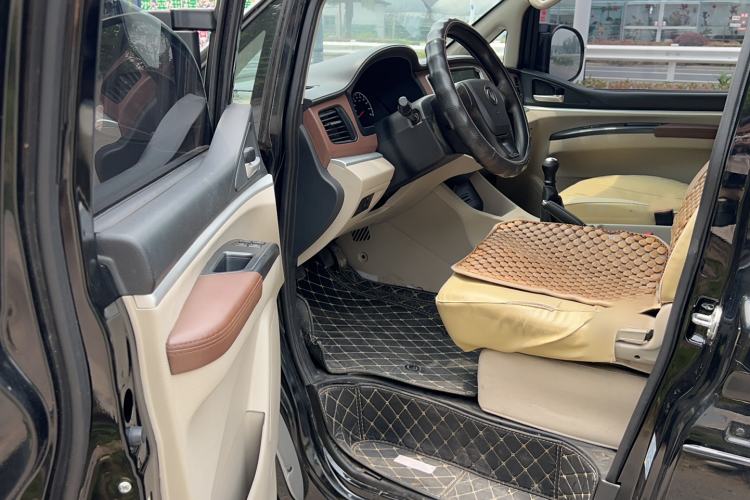 Used FORTHING Lingzhi 2019 M5 1.6L 7-Seater Exclusive Model China VI Standard Driver Seat