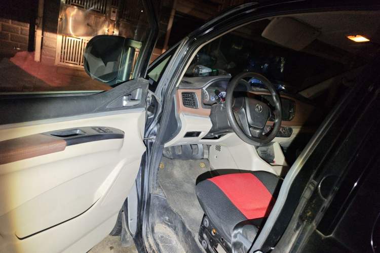 Used FORTHING Lingzhi 2019 V3 1.6L 2-Seat Standard Model China VI Driver Seat