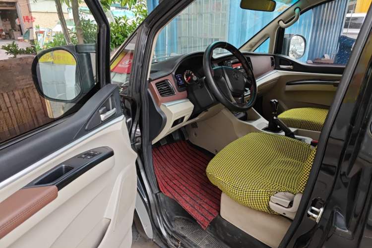 Used FORTHING Lingzhi 2019 M5L 1.6L 7-Seater Exclusive Model China VI Standard Driver Seat