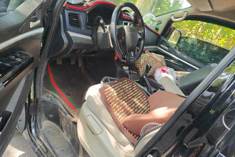 Used FORTHING Lingzhi 2019 V3 1.6L 2-Seat Standard Model China VI Driver Seat