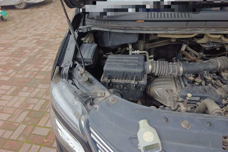 Used FORTHING Lingzhi 2019 M5L 1.6L 7-Seater Standard Model China VI Engine Bay Right