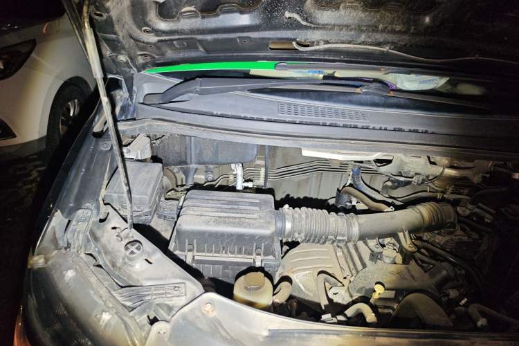 Used FORTHING Lingzhi 2019 V3 1.6L 2-Seat Standard Model China VI Engine Bay Right