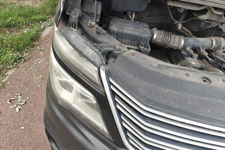 Used FORTHING Lingzhi 2019 V3 1.6L 2-Seat Standard Model China VI Engine Bay Right