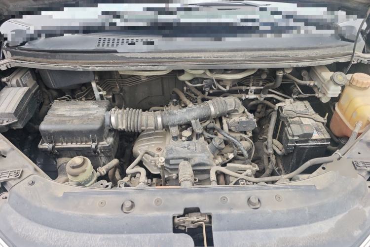 Used FORTHING Lingzhi 2019 M5 1.6L 7-Seater Base Model China VI Engine Bay