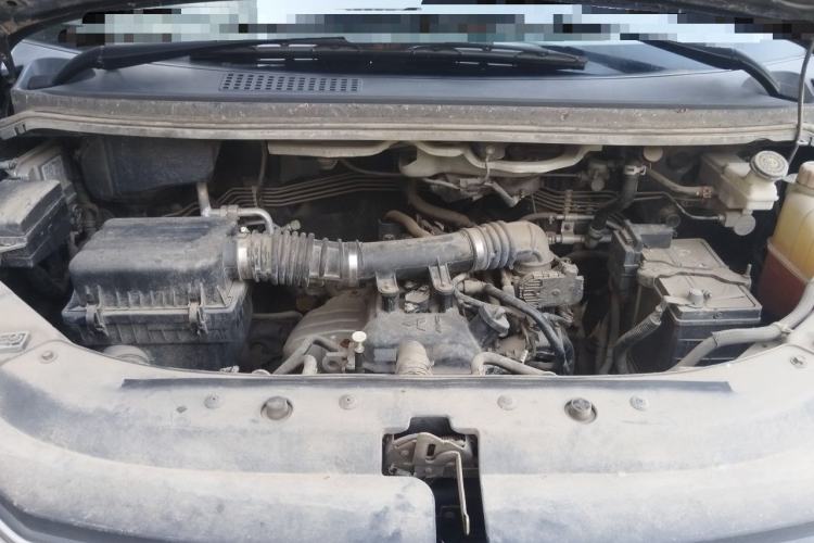 Used FORTHING Lingzhi 2019 M5 1.6L 7-Seater Luxury Model China VI Standard Engine Bay