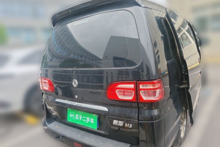 Used FORTHING Lingzhi 2019 M5L 1.6L 7-Seater Luxury Model China VI Standard Exterior 4