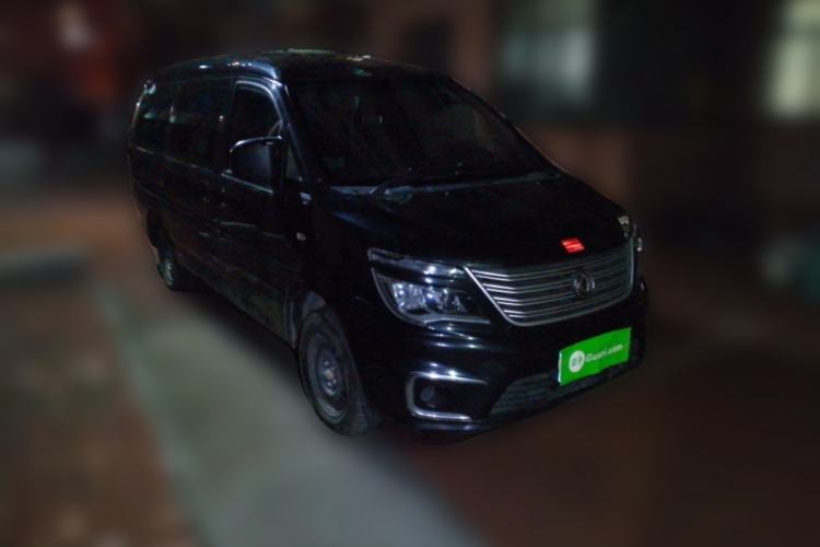 Used FORTHING Lingzhi 2019 M5L 1.6L 7-Seater Base Model China VI Standard Front Right 45 Deg