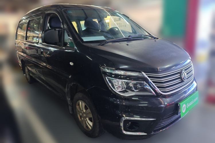 Used FORTHING Lingzhi 2019 M5L 1.6L 7-Seater Base Model China VI Standard Front Right 45 Deg
