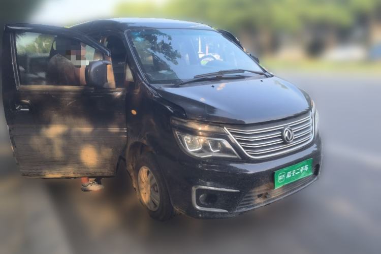 Used FORTHING Lingzhi 2019 M5 1.6L 7-Seater Base Model China VI Front Right 45 Deg