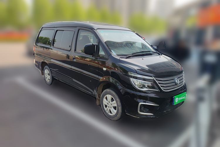 Used FORTHING Lingzhi 2019 M5L 1.6L 7-Seater Standard Model China VI Front Right 45 Deg
