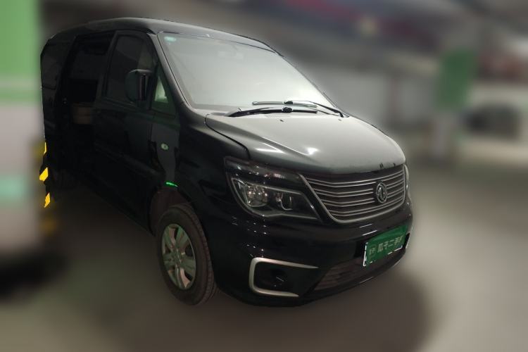 Used FORTHING Lingzhi 2019 M5L 1.6L 7-Seater Standard Model China VI Front Right 45 Deg