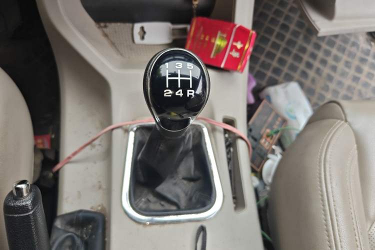 Used FORTHING Lingzhi 2019 M5L 1.6L 7-Seater Luxury Model China VI Standard Gear Lever