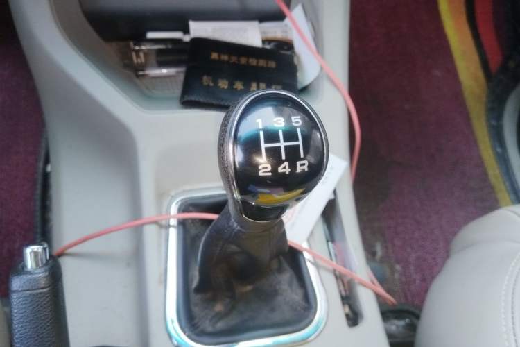 Used FORTHING Lingzhi 2019 M5 1.6L 7-Seater Luxury Model China VI Standard Gear Lever