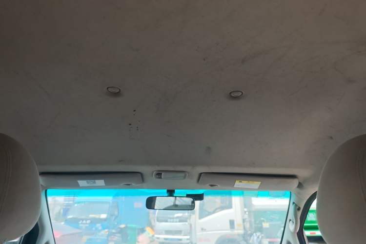 Used FORTHING Lingzhi 2019 M5L 1.6L 7-Seater Base Model China VI Standard Headliner