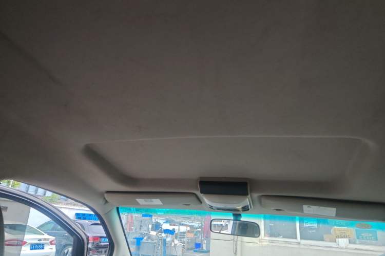 Used FORTHING Lingzhi 2019 M5L 1.6L 7-Seater Luxury Model China VI Standard Headliner