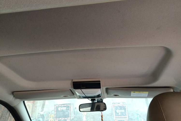 Used FORTHING Lingzhi 2019 M5L 1.6L 7-Seater Luxury Model China VI Standard Headliner