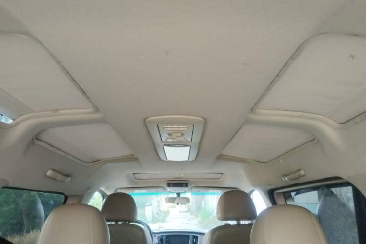 Used FORTHING Lingzhi 2019 M5 1.6L 7-Seater Luxury Model China VI Standard Headliner