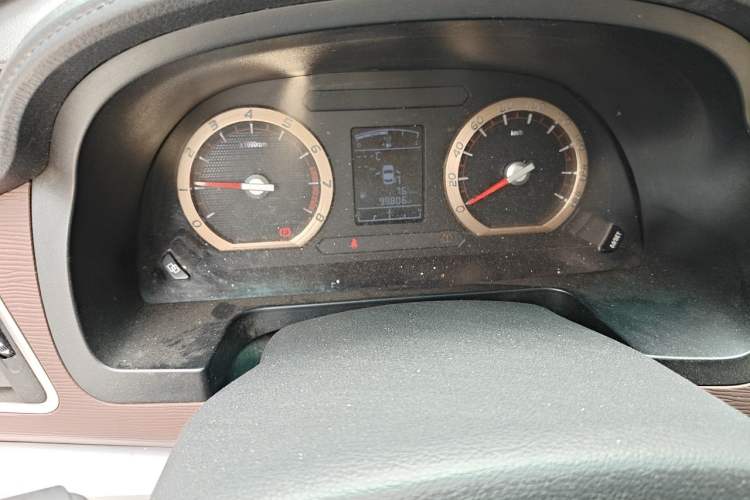 Used FORTHING Lingzhi 2019 M5L 1.6L 7-Seater Standard Model China VI Instrument Cluster