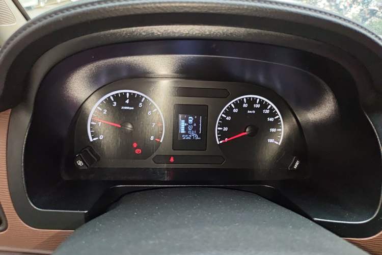 Used FORTHING Lingzhi 2019 M5L 1.6L 7-Seater Base Model China VI Standard Instrument Cluster