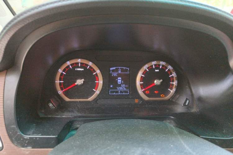 Used FORTHING Lingzhi 2019 M5L 1.6L 7-Seater Exclusive Model China VI Standard Instrument Cluster