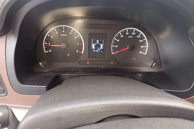 Used FORTHING Lingzhi 2019 M5L 1.6L 7-Seater Exclusive Model China VI Standard Instrument Cluster