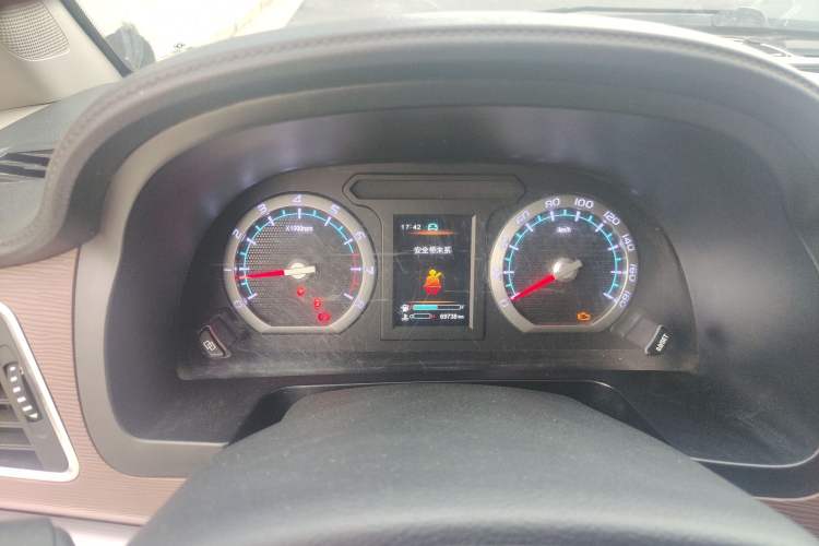 Used FORTHING Lingzhi 2019 M5 1.6L 7-Seater Luxury Model China VI Standard Instrument Cluster