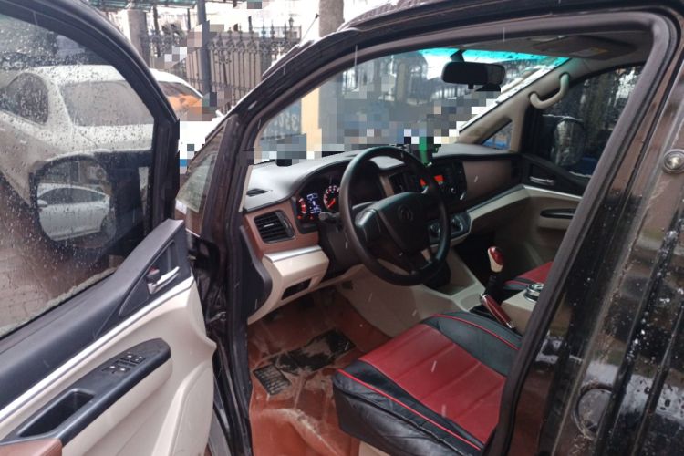 Used FORTHING Lingzhi 2019 M5L 1.6L 7-Seater Exclusive Model China VI Standard Interior 3
