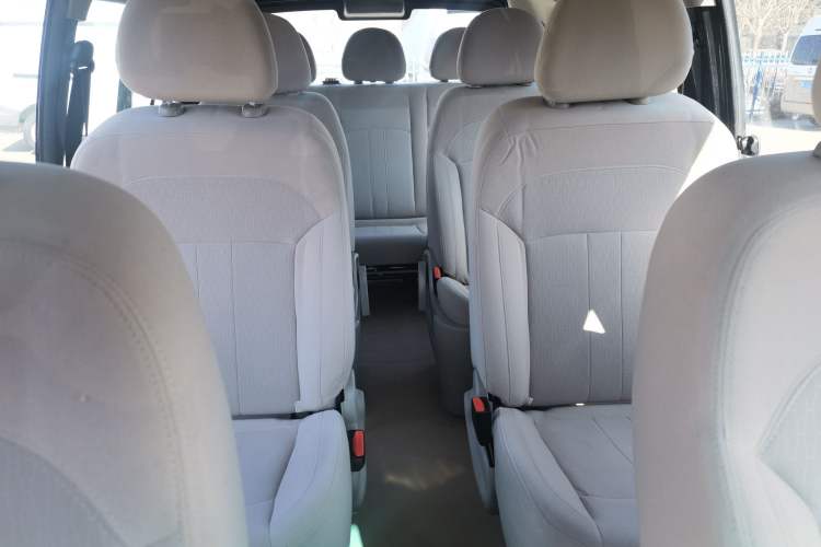 Used FORTHING Lingzhi 2019 M5L 1.6L 9-Seater Base Model China VI Standard Interior 5